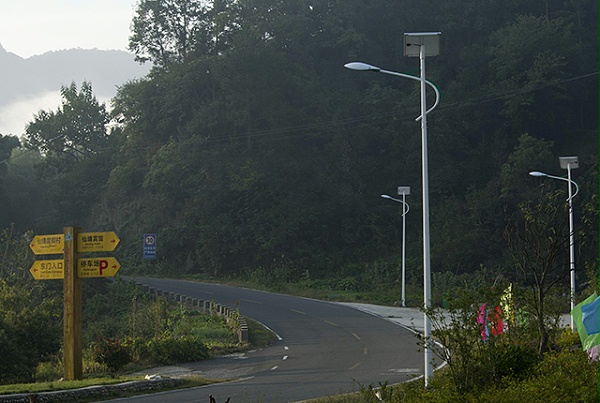 LED太阳能路灯