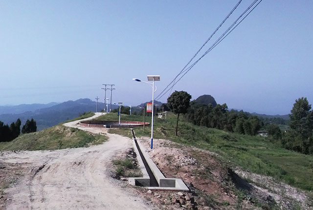 四川太阳能路灯