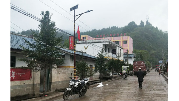 四川凉山雷波县led太阳能路灯