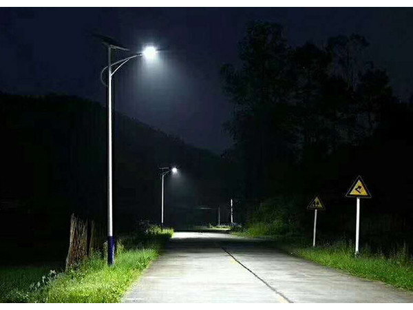 农村太阳能路灯