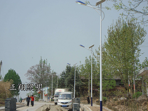 太阳能路灯