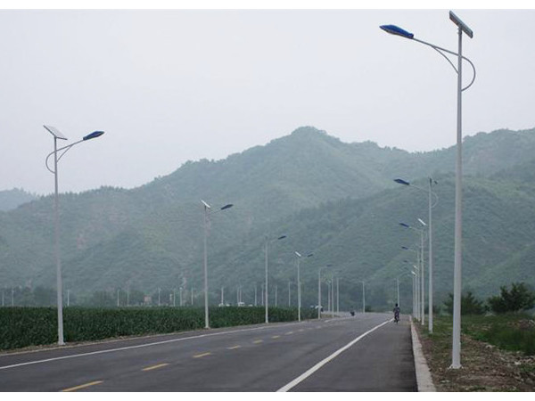 太阳能路灯路灯