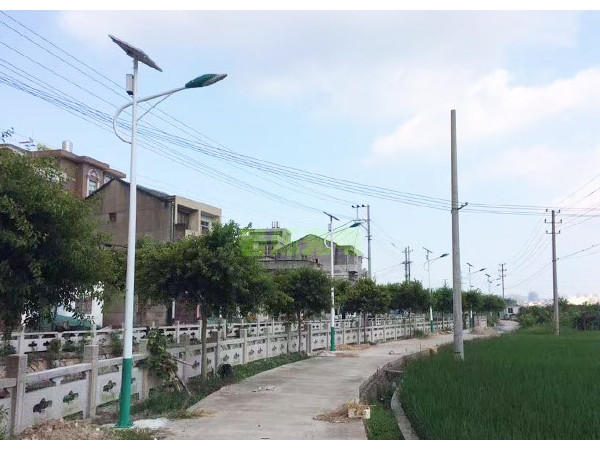 正翔照明农村太阳能路灯