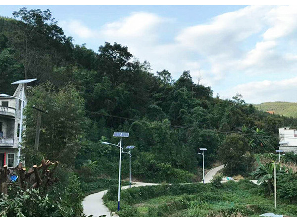 农村太阳能路灯